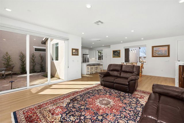 Foto del edificio - 218 Sora