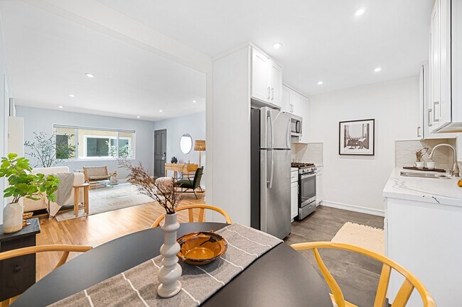 Building Photo - 2625 4th St