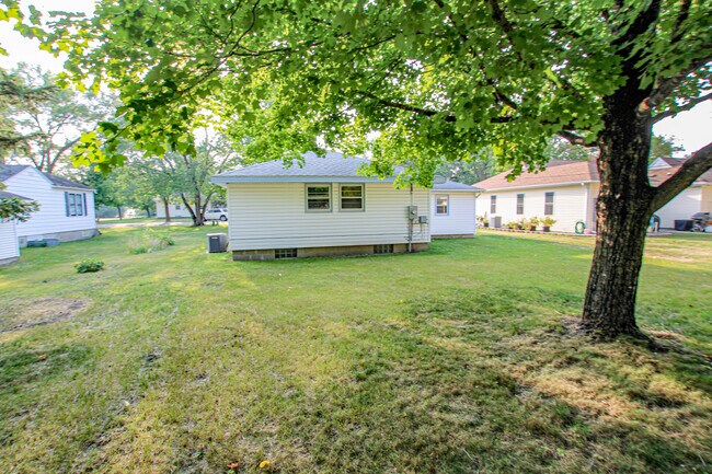 Foto del edificio - 1417 Ash St