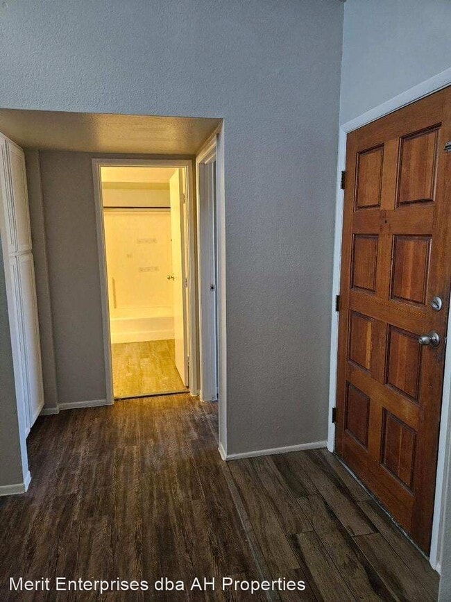 Building Photo - 2 br, 2 bath House - 2020 W UNION HILLS DR...