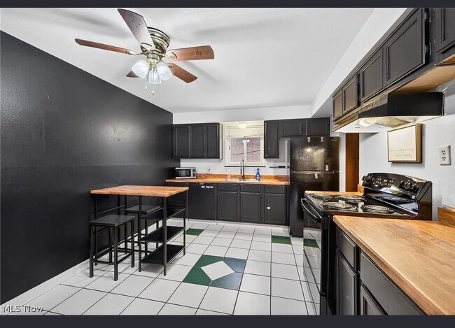 Foto del edificio - 1597 Lee Terrace Dr