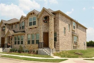 Building Photo - 897 Shelby Ln