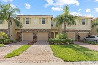 Building Photo - 9491 SW Merlin Ct