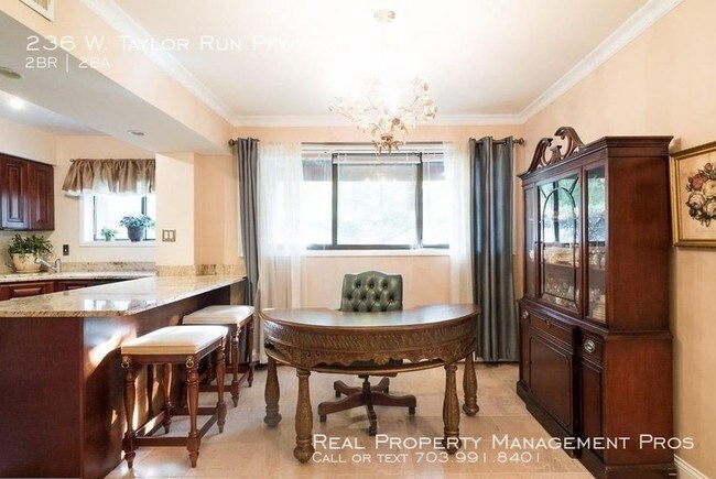 Foto del edificio - Spacious 2BD 2BA & Den in Alexandria!