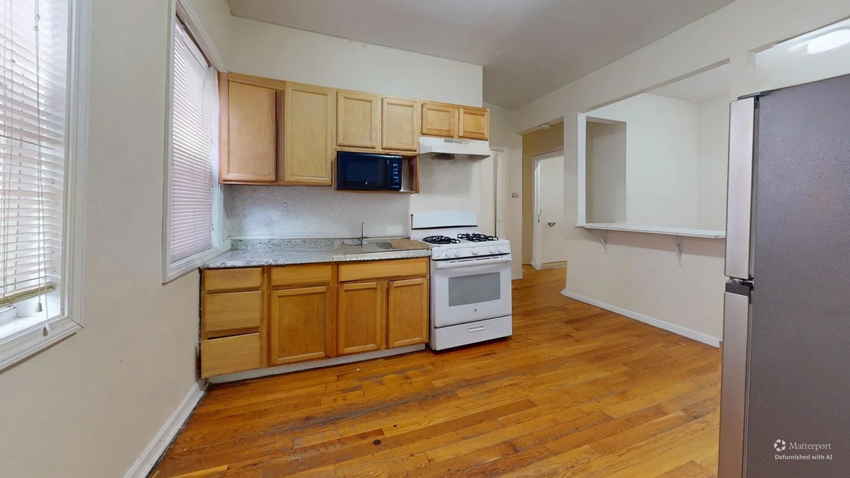 Primary Photo - 15-17 Langdon St. Unit 15-1