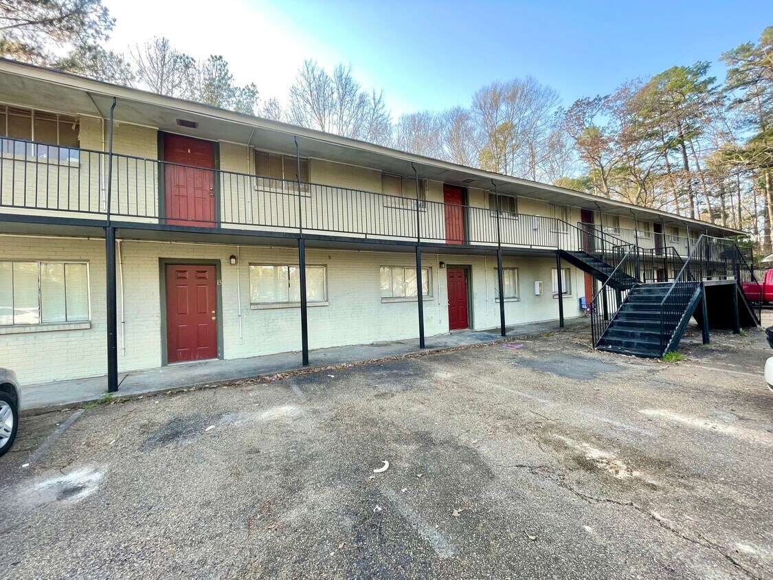 Building Photo - 154 Crestview Cir