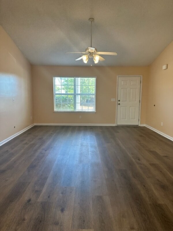Building Photo - 177 Fair Haven Way