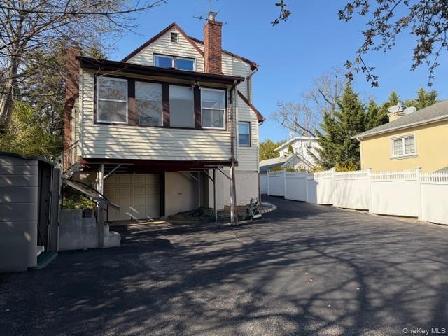 Building Photo - 268 Schenck Ave