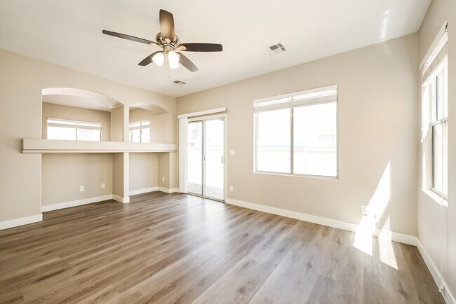Foto del edificio - 5864 Cape Hatteras Ct