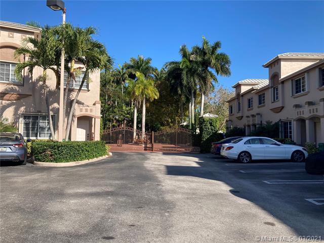 Building Photo - 15800 SW 92nd Ave