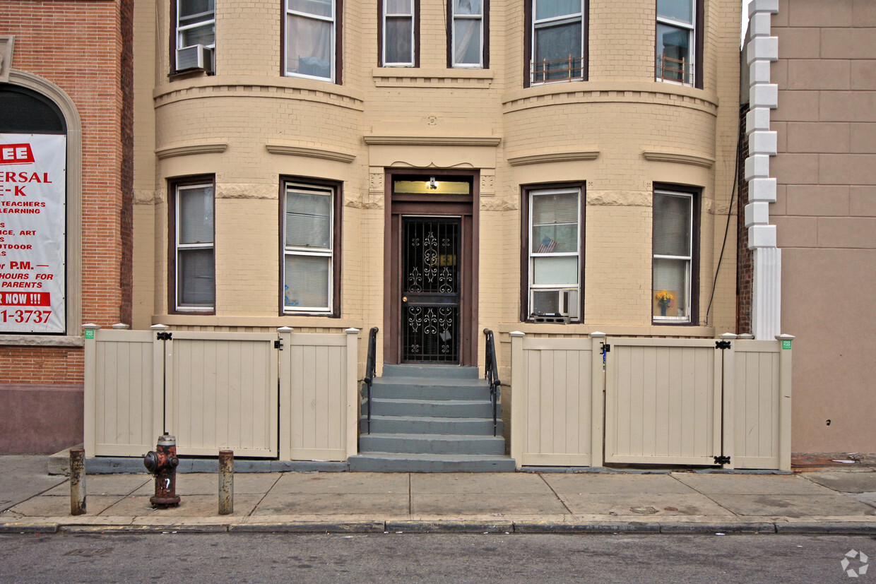 263 Bay Ridge Ave, Brooklyn, NY 11220 Apartments in Brooklyn, NY