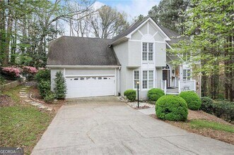 Building Photo - 3800 Running Fox Dr