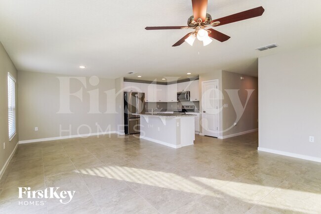 Foto del edificio - 341 S Haven Ct