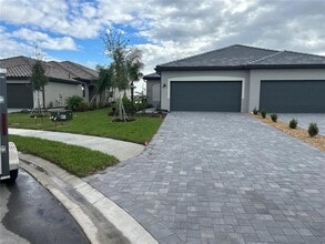 Building Photo - 5413 MYSTIC WATER Cove
