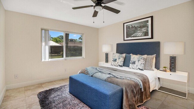 Foto del edificio - MOVE IN SPECIAL ONE MONTH FREE -Renovated 1 bedroom 1 bath Pet Friendly section 8 welcomed