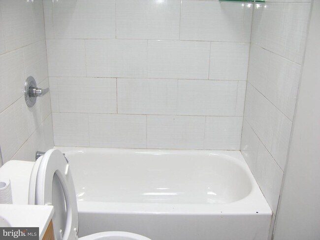 Foto del edificio - 5419 Harlan St
