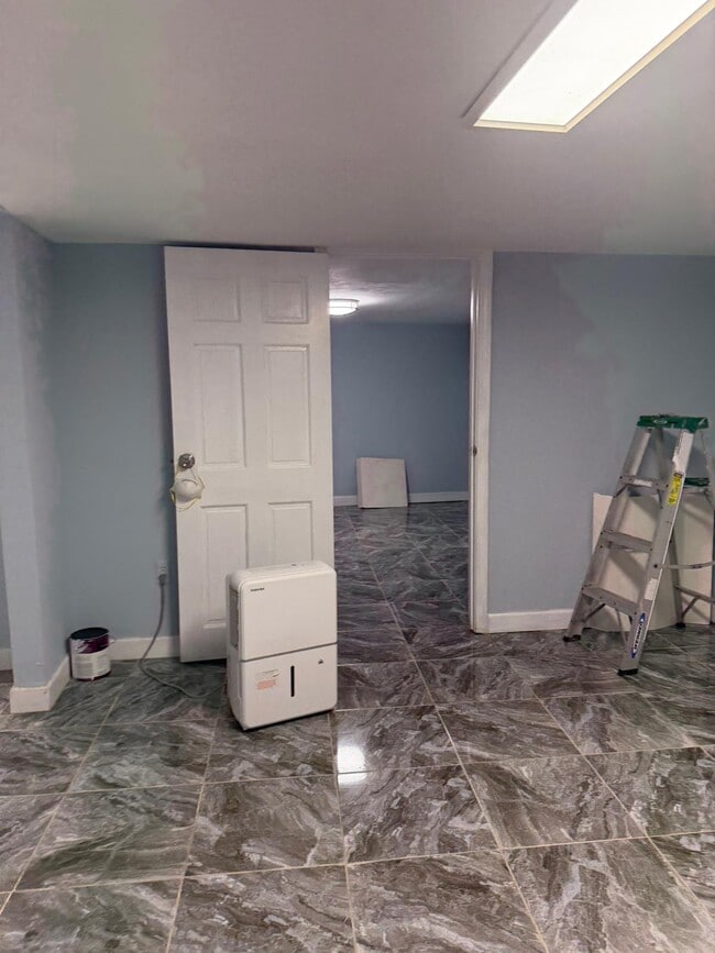 Building Photo - 72 Trenton St