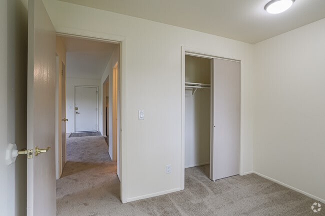 2 HAB, 1 BA - habitación 2 - Breton Court