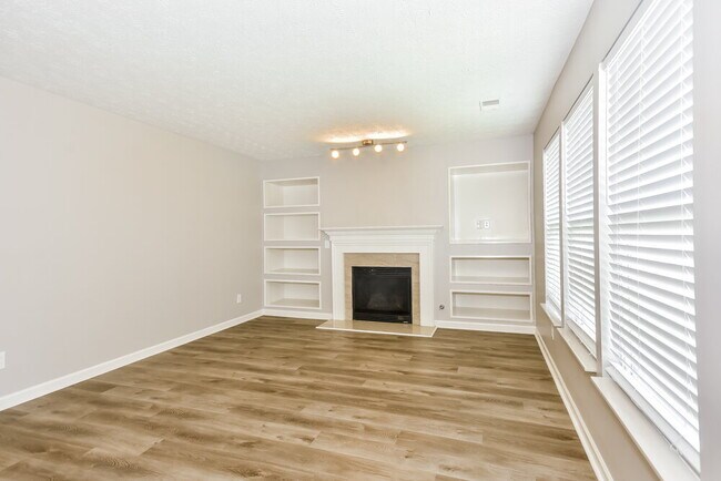 Foto del edificio - 131 Ivy Hill Ln