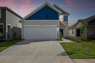 Building Photo - 12104 Cimaizon Dr
