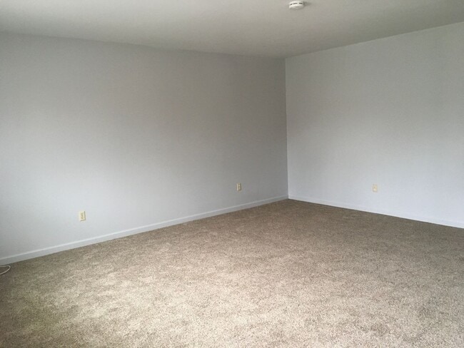 Foto del edificio - South Redding 3 Bedroom Home