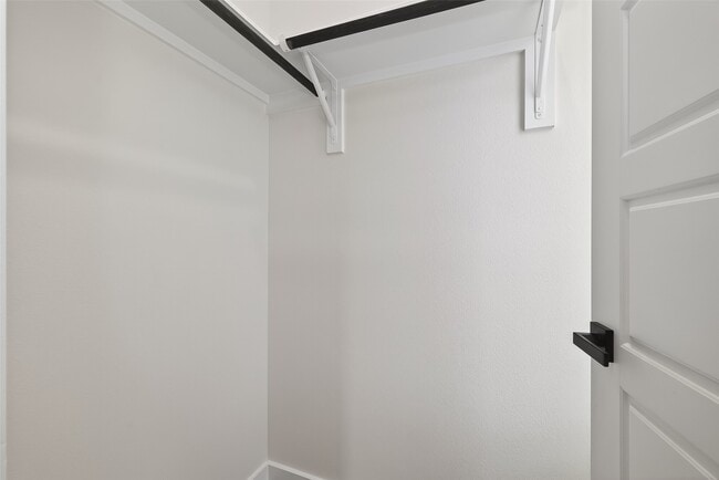 Foto del edificio - 5523 Haight St