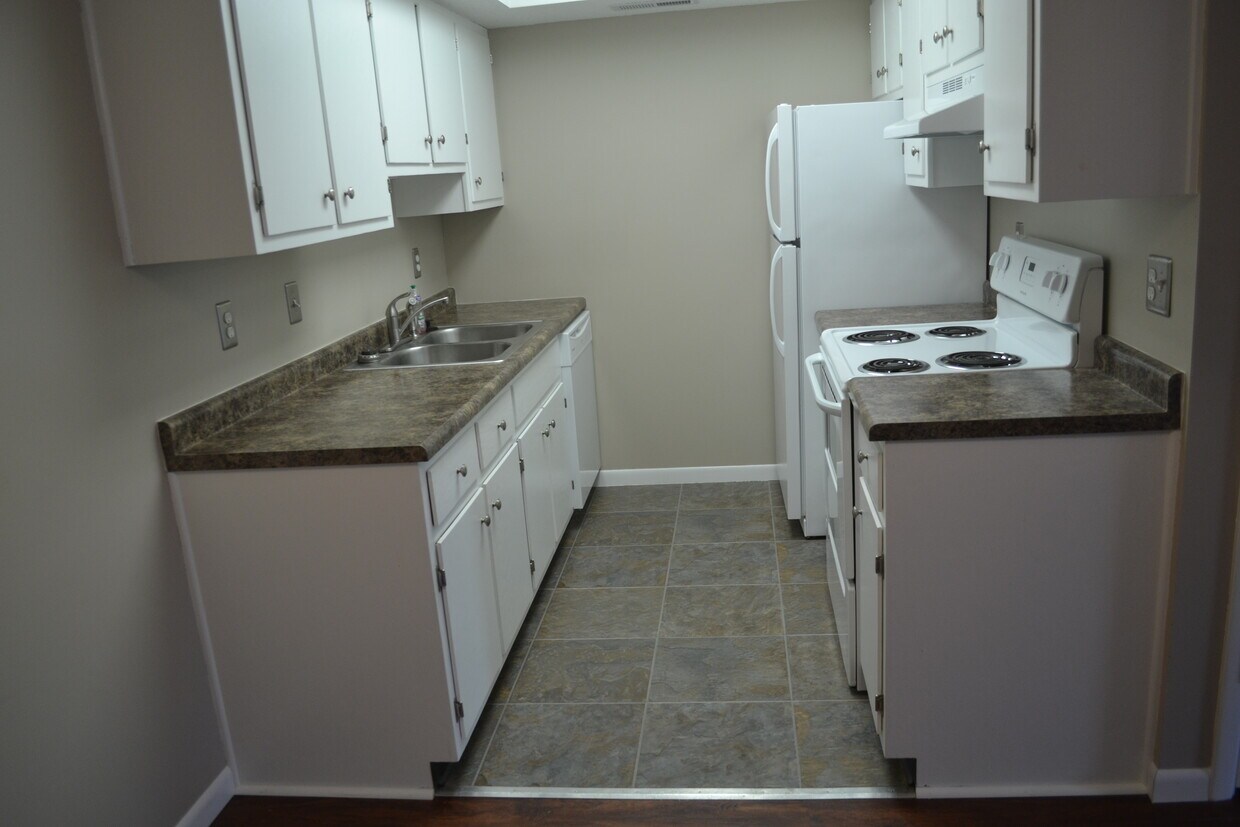 434 Woodside Trail Unit C8, Decatur, IL 62521 Apartments in Decatur