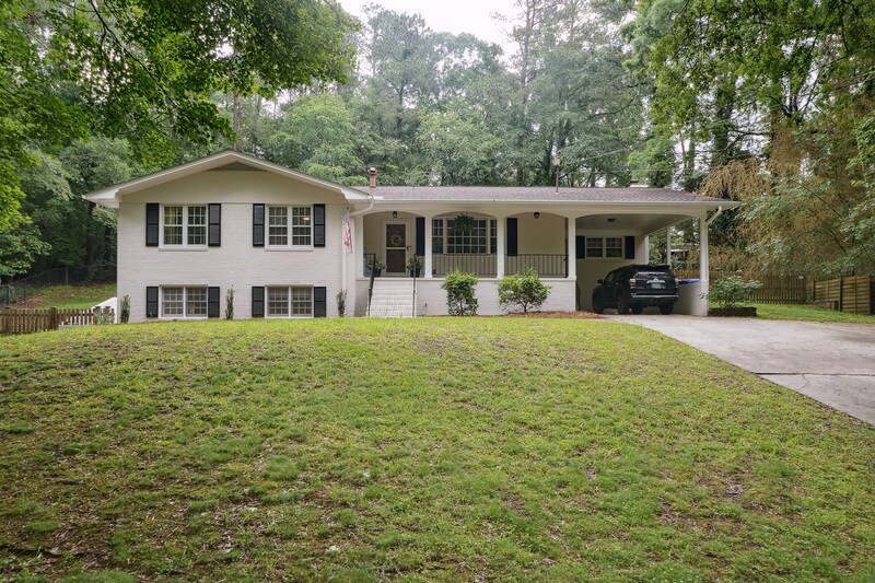 Foto principal - 714 Bradley Rd