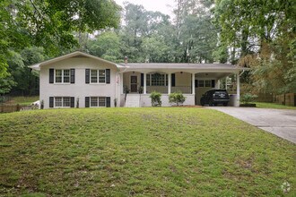 Building Photo - 714 Bradley Rd