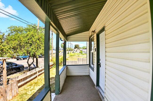 Foto del edificio - 837 W Bridger St