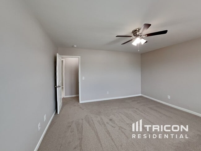 Foto del edificio - 209 Quincy Meadow Ave