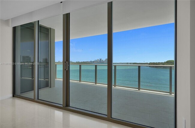 Foto del edificio - 1135-1103 103rd St