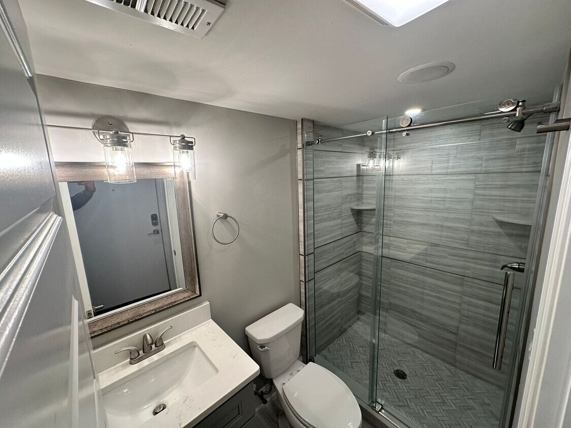Building Photo - 1 bed/1 bath | South Kensington