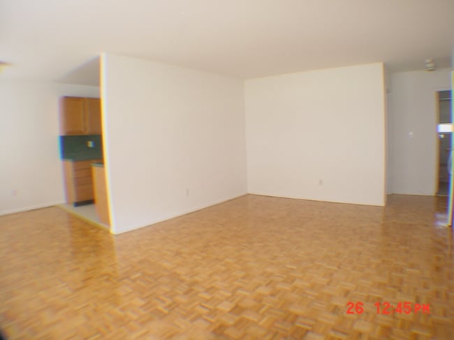 Building Photo - 77 Orange Rd