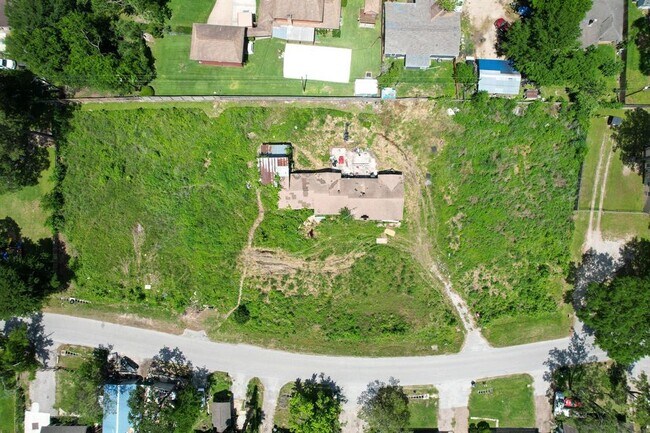 Foto del edificio - 11314 Tower Oaks Blvd