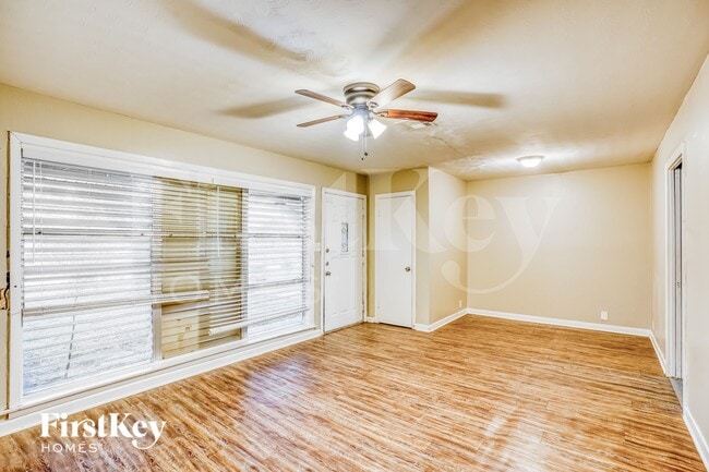 Foto del edificio - 1610 13th Ave N