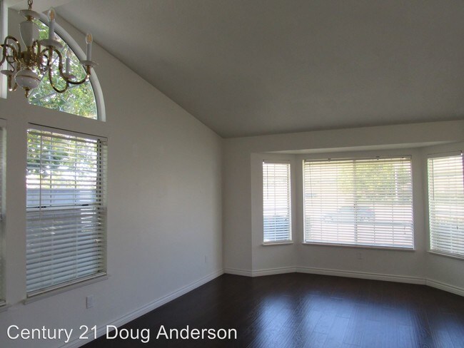 Building Photo - 3 br, 2 bath House - ***2125 WEST AVENUE P-8