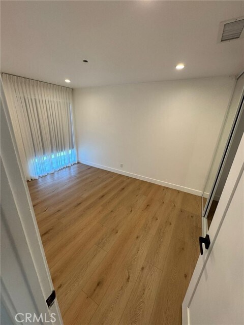 Foto del edificio - 7258 Ponce Ave