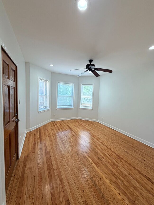 Foto del edificio - 1748 N Keystone Ave