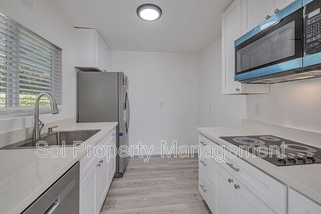 Foto del edificio - 822 Eaton St