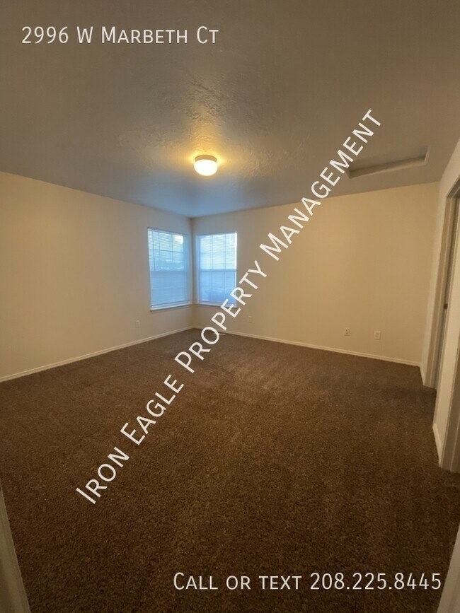 Foto del edificio - 2996 W Marbeth Ct