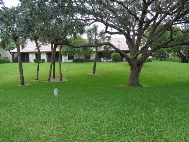Building Photo - 409 Cottonwood Pl