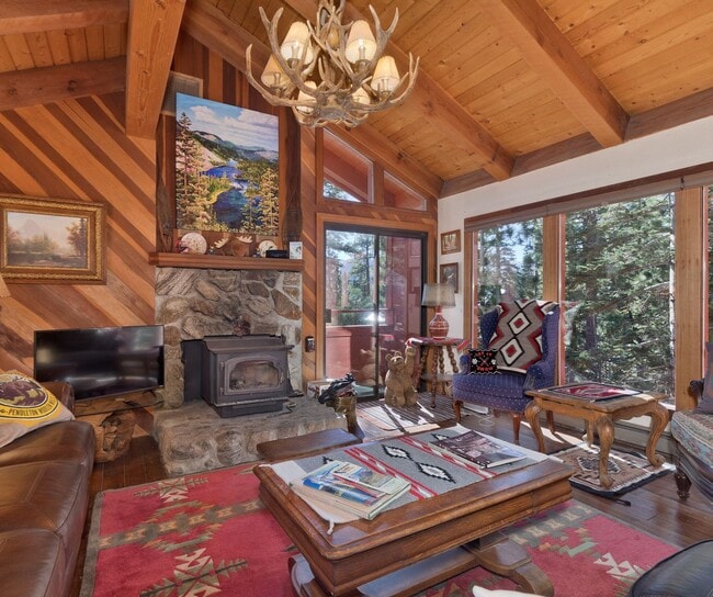 Building Photo - 91 St Moritz Rd