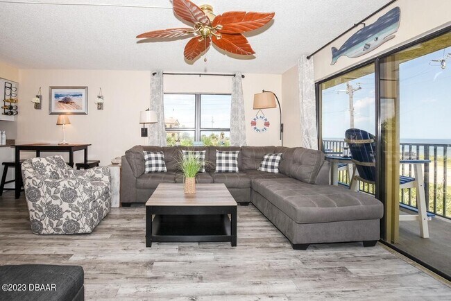 Foto del edificio - 3180 Ocean Shore Blvd