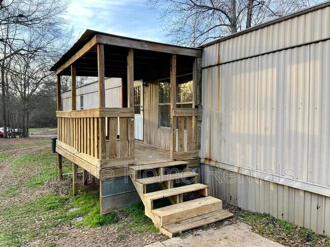 Building Photo - 127 Jeremy Dr
