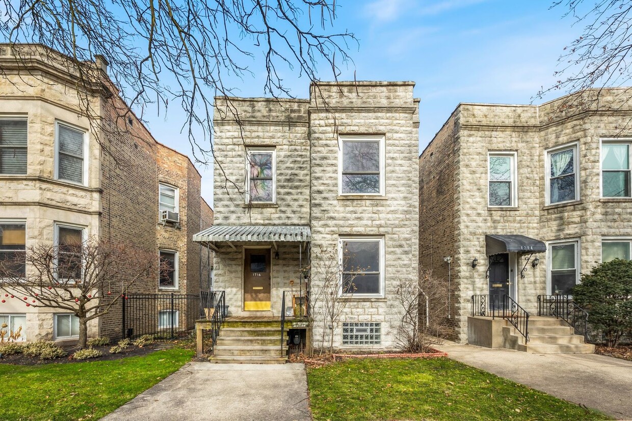 Foto principal - 1716 W Rascher Ave