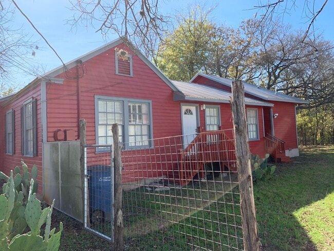 Building Photo - 1710 Clifford Ave