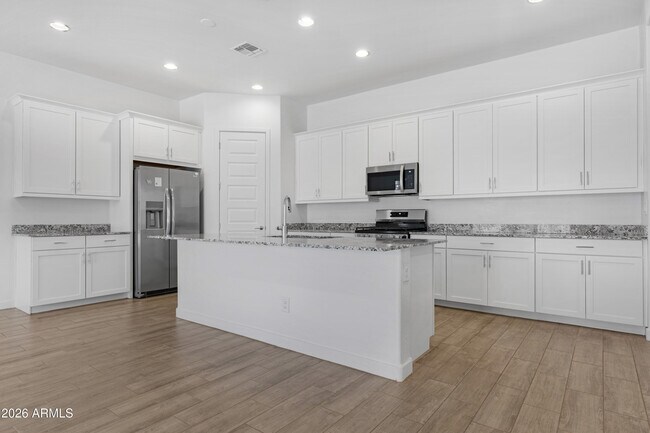 Building Photo - 20132 W Catalina Dr