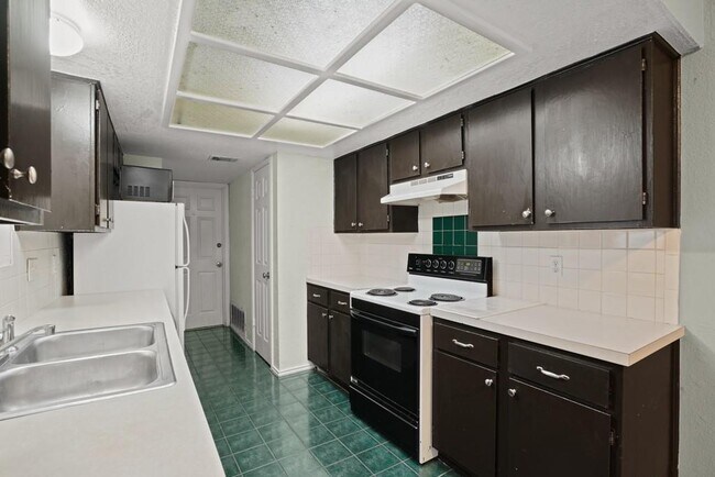 Foto del edificio - 9203 Kempler Dr