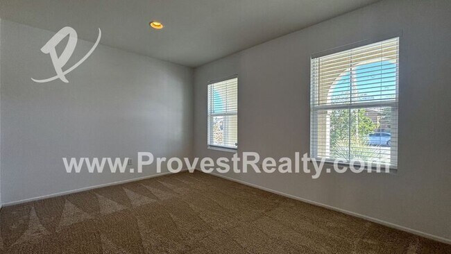 Foto del edificio - 15916 Opal Mountain Pl